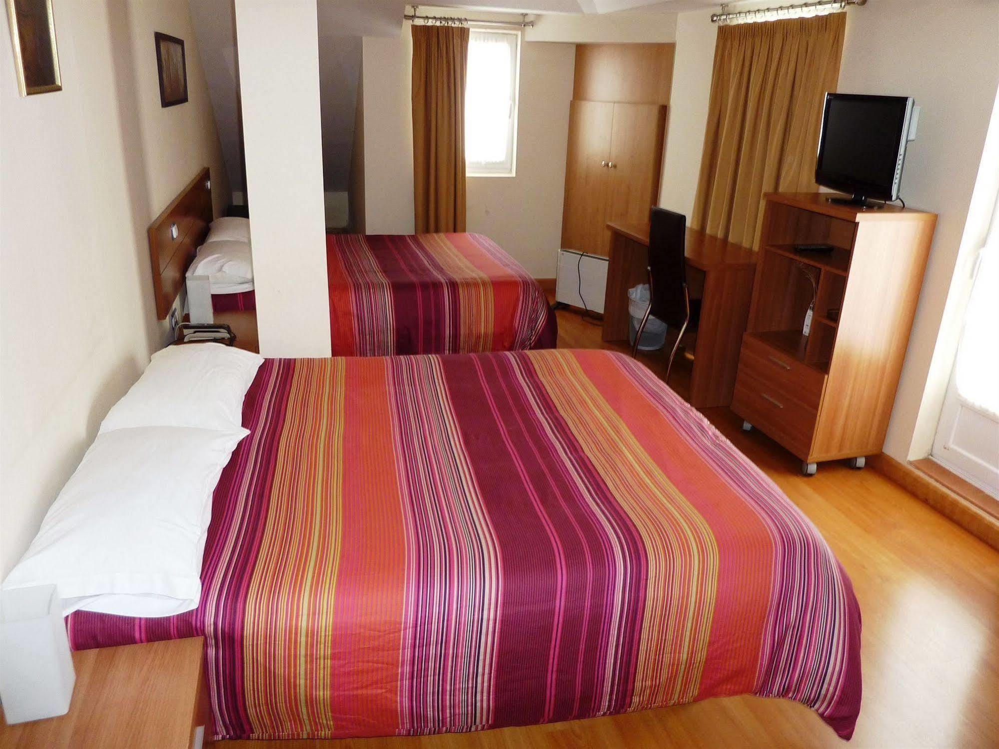 Hostal La Morada La Cistérniga Екстериор снимка