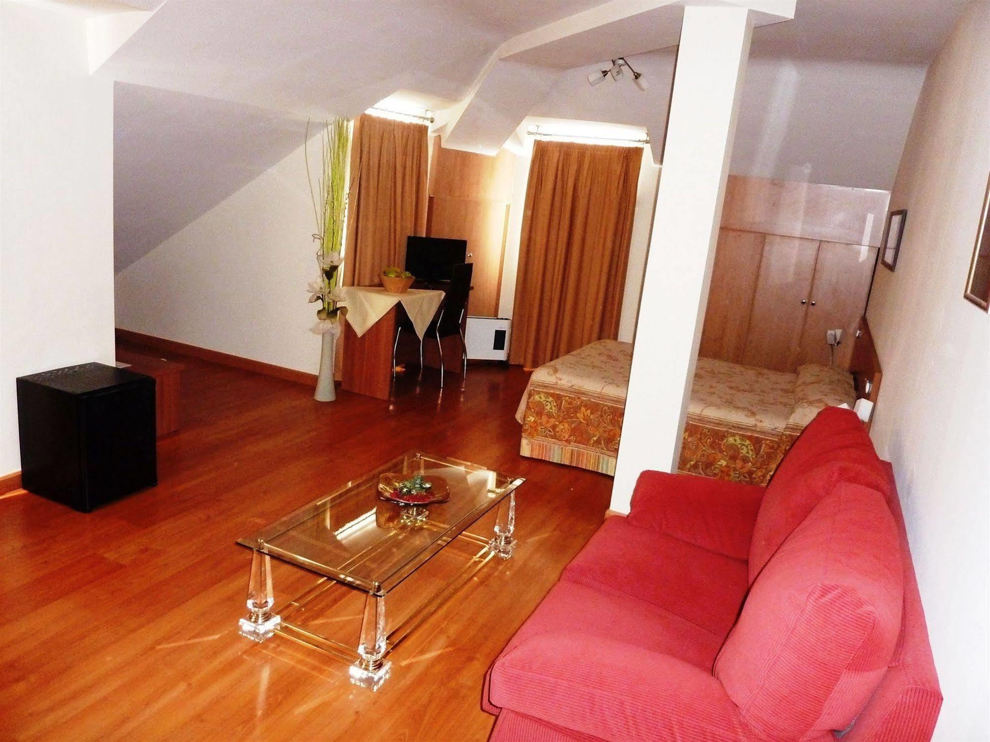Hostal La Morada La Cistérniga Екстериор снимка