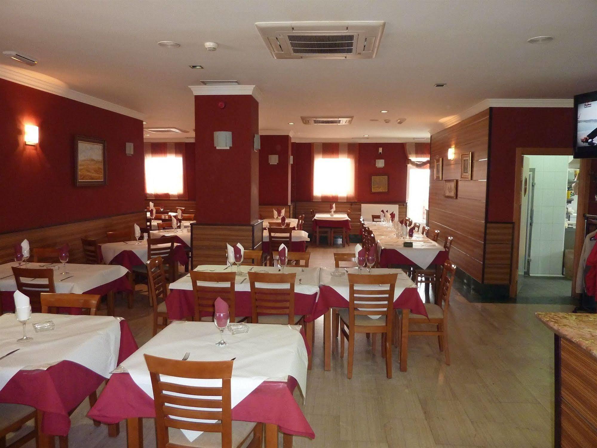 Hostal La Morada La Cistérniga Екстериор снимка
